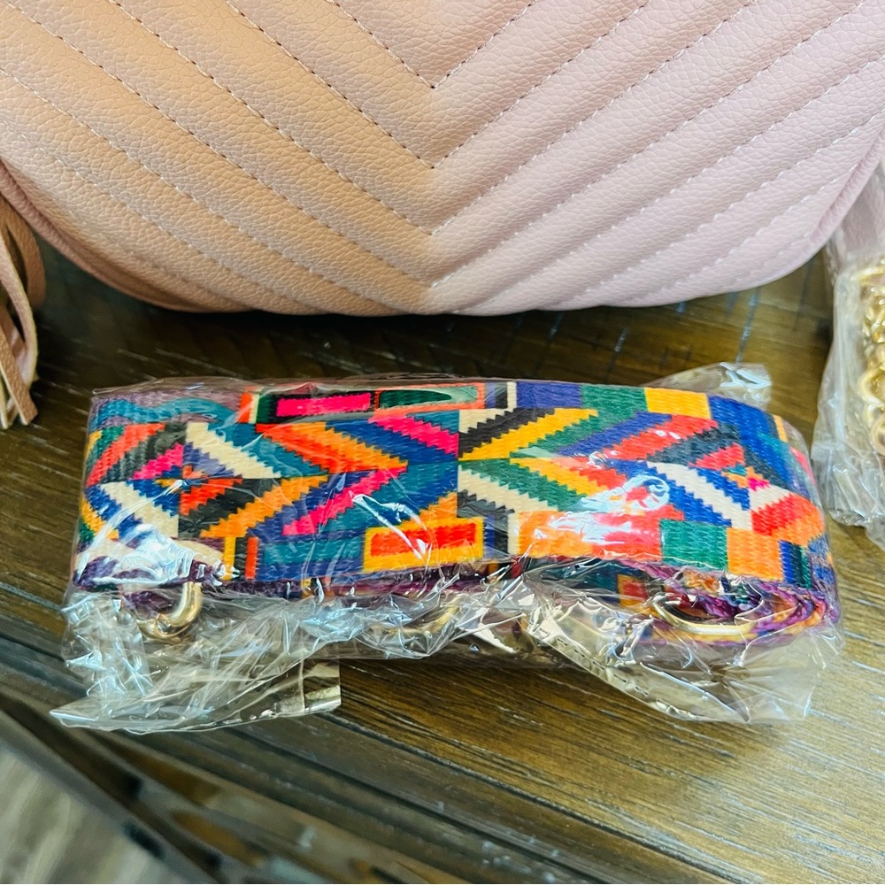 QUILTED Pale Pink Small Crossbody Clutch Purse Bag with 2 Straps Included NWOT - Picture 11 of 11
